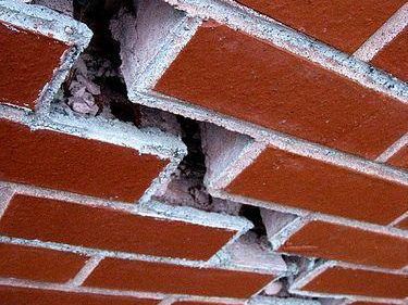 How Does Structural Foundation Damage Happen?